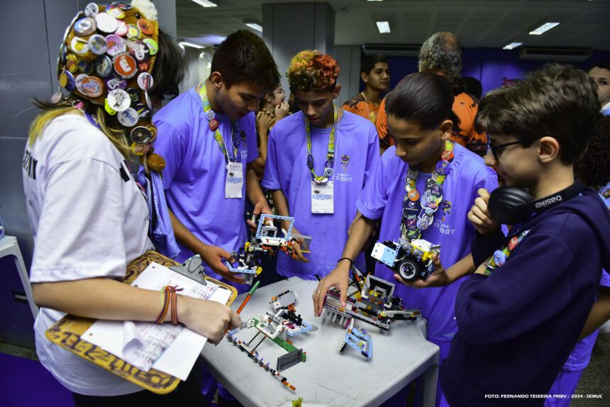 First Lego League: equipe I,Robot brilha em etapa regional de Torneio de Robótica em Manaus