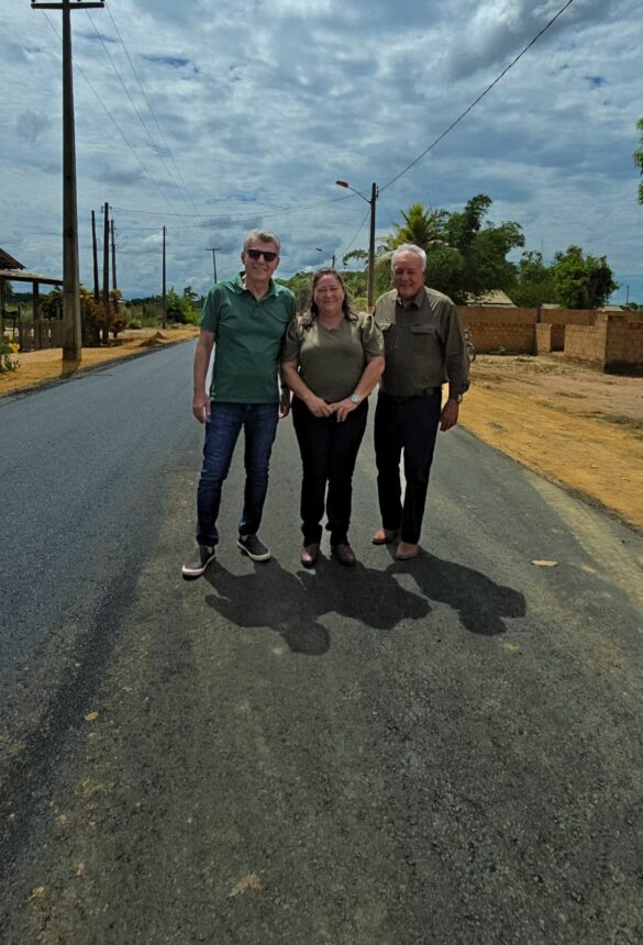 Prefeitura de Mucajaí inaugura 17km de asfalto da estrada do Tamandaré