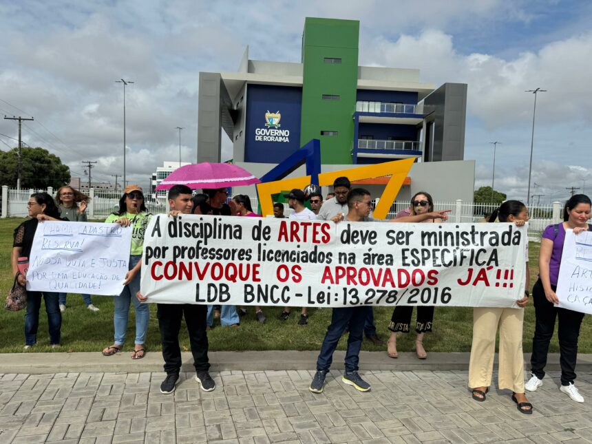 Manifestação: professores aprovados no concurso da Educação cobram convocação que vencerá em 2025