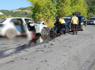 Duas pessoas morrem após batida frontal em rodovia federal no interior de RR