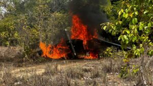 Operação destrói mais uma aeronave suspeita em área de tráfico de drogas e garimpo ilegal na zona rural de Boa Vista