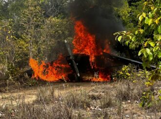 Operação destrói mais uma aeronave suspeita em área de tráfico de drogas e garimpo ilegal na zona rural de Boa Vista