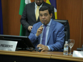 Sampaio foi ao STF tratar de aplicação de novas regras na gestão de despesas com pessoal na ALE-RR