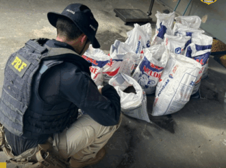 Ação integrada da PRF, Força Nacional e Ibama resulta na apreensão de 620 kg de cassiterita em Boa Vista