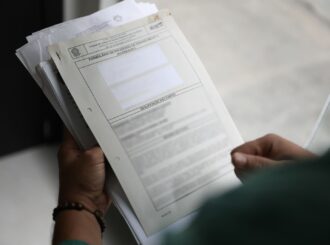 Alienação parental é crime previsto em lei e pode ser denunciada na infância, alerta Defensoria