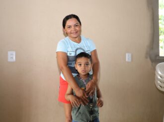 Avó conquista guarda do neto com autismo após atendimento da DPE-RR