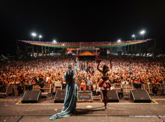 Maiara e Maraisa: dupla sertaneja se apresentou no ‘Maior Arraial da Amazônia’ com público de 150 mil pessoas