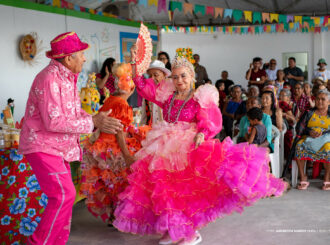 Arraial do projeto Cabelos de Prata leva alegria e diversão ao Cras do bairro Pintolândia