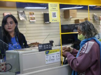 INSS: aposentados começam a receber devolução de descontos indevidos nesta quinta-feira, 24