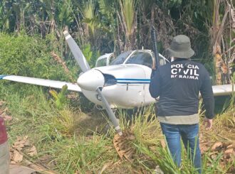 Aeronave usada por grupo de traficantes é apreendida após ser localizada escondida em mata fechada no interior de RR
