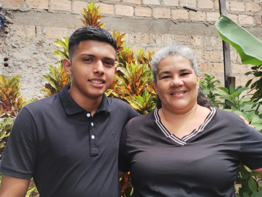 Jovem de 17 anos procura Defensoria e garante vaga na universidade antes de concluir o ensino médio