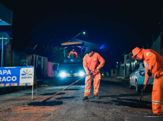 Operação Tapa-Buraco avança à noite na recuperação de ruas em Boa Vista
