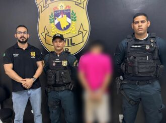 Jovem membro de facção criminosa é preso após roubar comércio em Rorainópolis