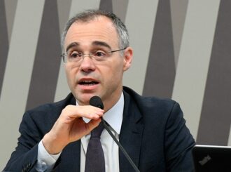 Como será o voto do ministro André Mendonça na cassação de Denarium, após contrato com o Governo de Roraima?