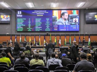 Assembleia rejeita oito vetos do Governo de Roraima a projetos nas áreas de segurança, saúde e educação