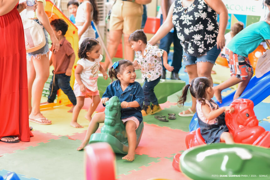 ‘Família que Acolhe’ completa 12 anos como referência de cuidados com a Primeira Infância em Boa Vista