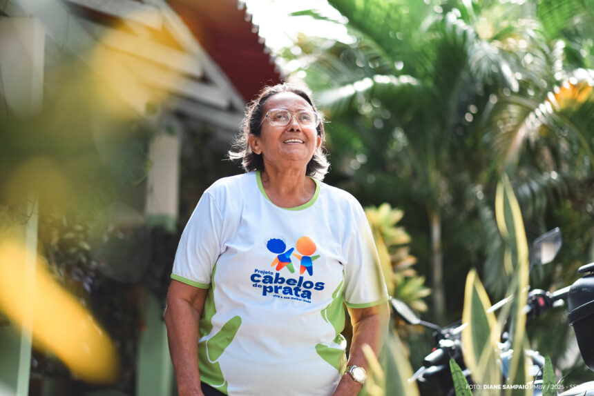 Palestra sobre saúde mental renova esperança de idosos integrantes do Cabelos de Prata