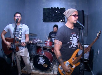 Artista local no Mormaço Cultural: Banda Phelps leva muito Pop Rock ao palco do festival