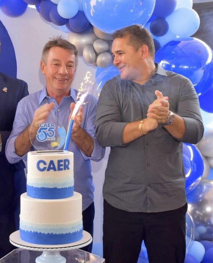 Roraimense paga caro por serviço da Caer e recebe torneira vazia e esgoto estourado