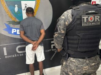 Homem é preso dentro de van após descumprir medidas cautelares em Mucajaí