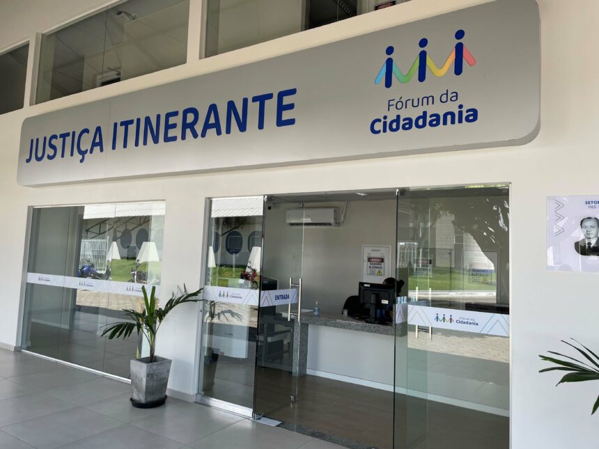 Justiça Itinerante comemora 19 anos com exposição fotográfica e artesanato indígena