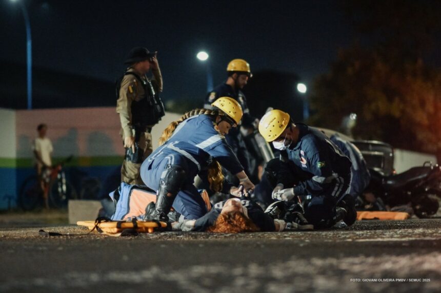 Simulação de acidente alerta população sobre impactos da imprudência no trânsito
