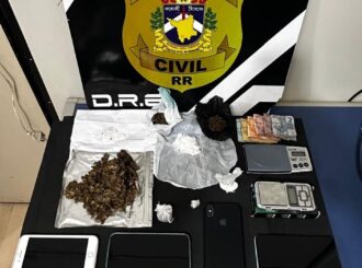 Polícia Civil desarticula ponto de venda de drogas em barbearia na capital