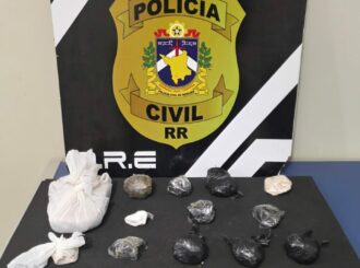 Polícia desarticula ponto de venda de drogas no bairro Senador Hélio Campos