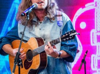 Com repertório de boas vibrações, Vitor Kley promete emocionar em apresentação no Mormaço Cultural