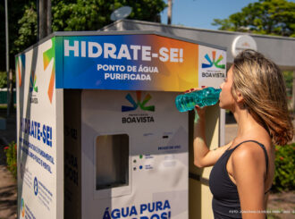 Prefeitura instala cabines de hidratação para pessoas e pets nas praças de Boa Vista