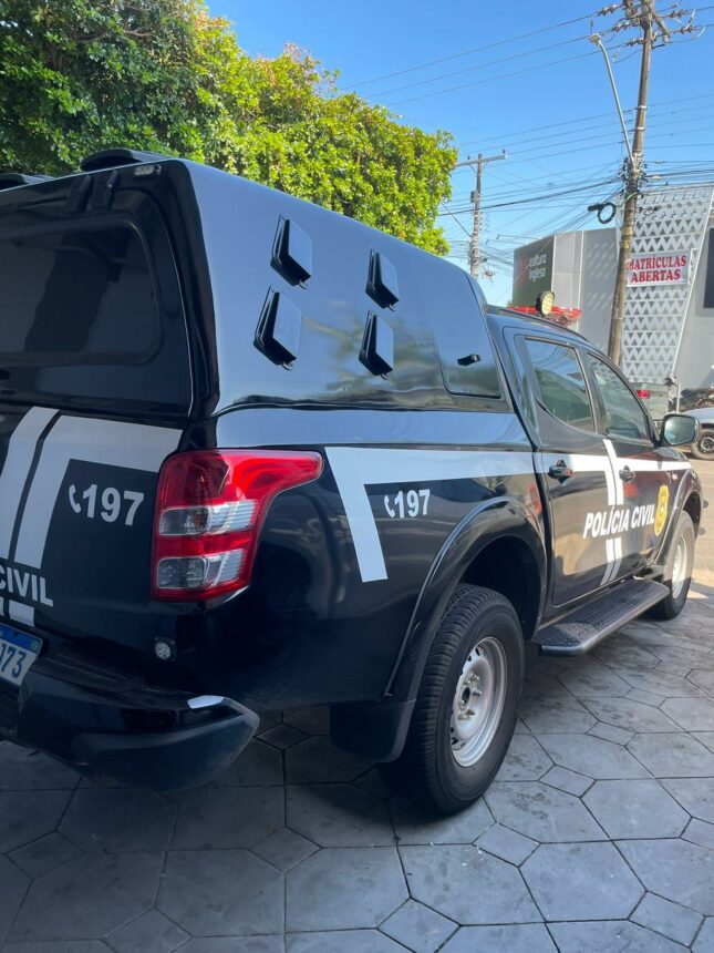 Jovem de 19 anos é preso por sequestrar e agredir ex-namorada em Boa Vista