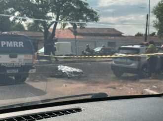 Estudante morre atropelada por caçamba durante caminho para a escola em Boa Vista