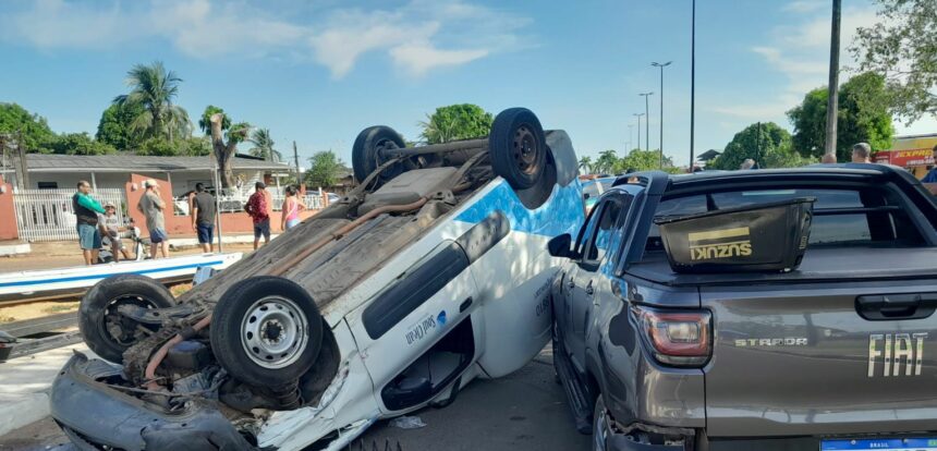 Motorista fica ferido após bater contra carretinha de carro no bairro Dos Estados