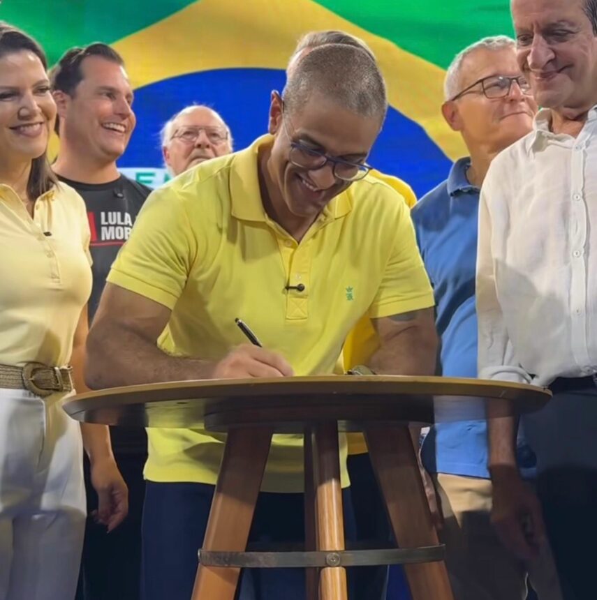 Prefeito de Boa Vista oficializa filiação ao PL