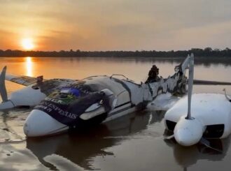 Aeronave é encontrada destruída às margens do Rio Branco