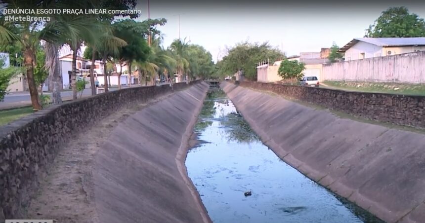 Moradores do bairro dos Estados sofrem com mau cheiro de esgoto no igarapé