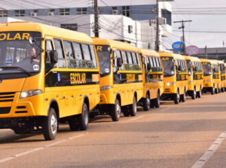 Licitação para contratação de transporte escolar por meio bilhão, considerada a maior da história, recebe vários pedidos de impugnação por irregularidades e falta de transparência