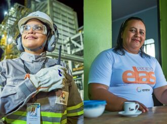 Iniciativa da Eneva oferece capacitação em áreas como gastronomia, gestão e empreendedorismo e já impactou a vida de mais de 500 mulheres no Brasil