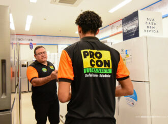 Procon Boa Vista fiscaliza comércio e orienta consumidores a não caírem em ‘armadilhas’ durante Black Friday