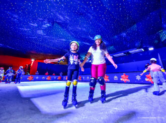 Pista de patinação no gelo é novidade na programação natalina de Boa Vista