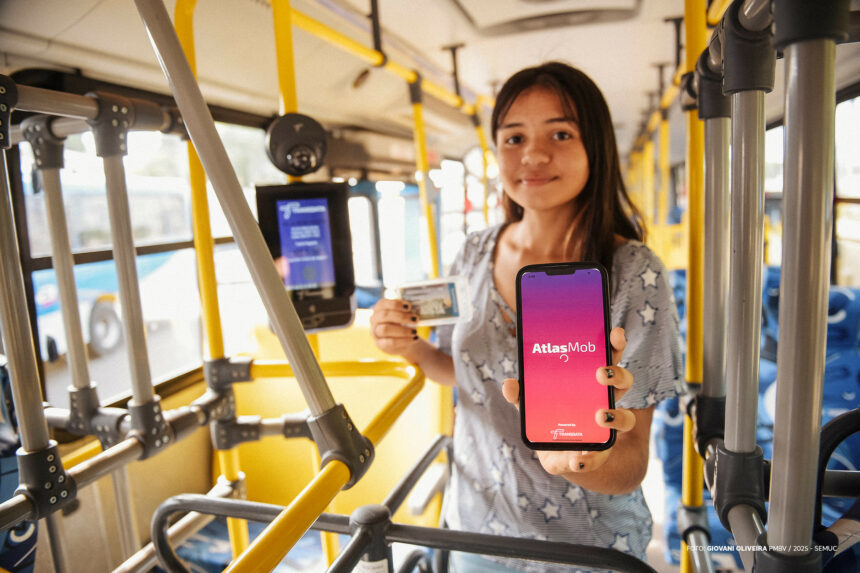 App AtlasMob ajuda passageiros a fazerem recargas de cartão de ônibus via Pix