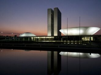 Senado aprova isentar IR para quem ganha até R$ 5 mil