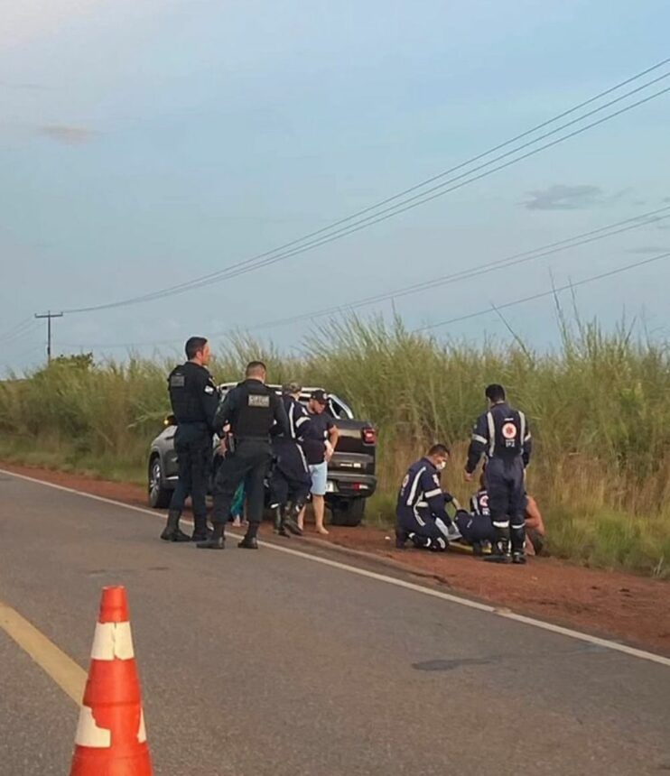 Criança morre e quatro ficam feridos em capotamento na RR-205