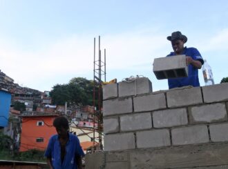 Programa oferece crédito para reforma de casa com juros de até 1,95%