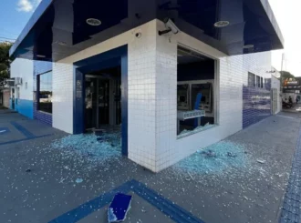 Homem é preso por depredar agência bancária, em Pacaraima