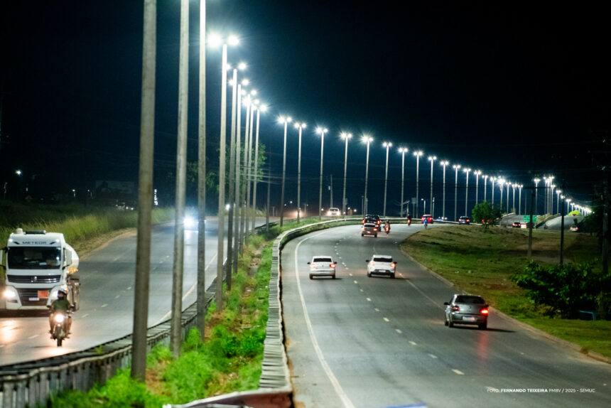 Prefeitura de Boa Vista inaugura iluminação em LED na avenida Brasil