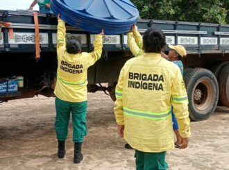Comunidade Indígena Sucuba recebe materiais para fortalecer agricultura