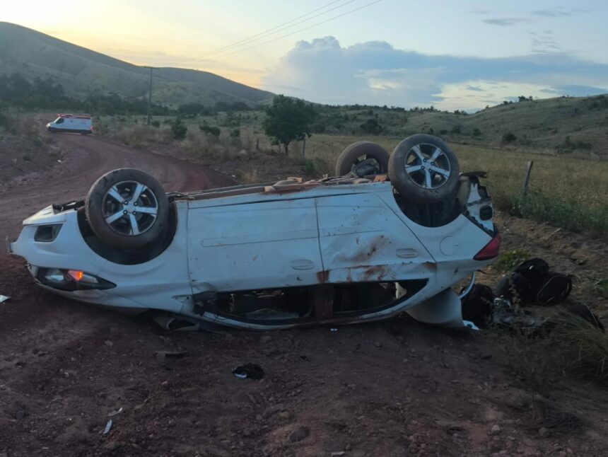 Tentativa de fuga termina em acidente com dois mortos e 8 feridos na BR-401, em Bonfim