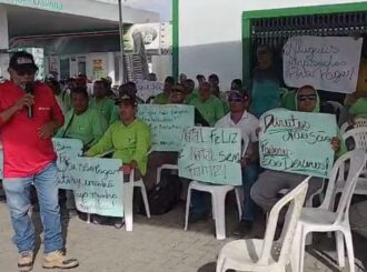 ‘Estamos passando necessidades’, afirmam trabalhadores após construtora contratada pelo Governo de RR atrasar pagamento de benefícios