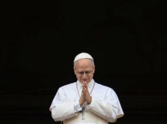 Papa Leão XIV se manifesta após ataque à Venezuela e defende bem-estar do povo